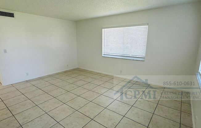 2 beds, 1 bath, 848 sqft, $1,850, Unit 208