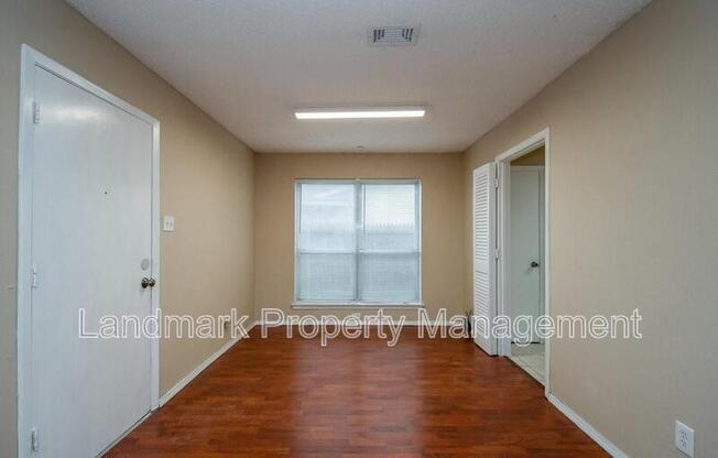 704 THOMAS CHAPEL DR