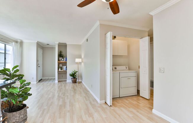 2 beds, 2 baths, $2,900, Unit Apt 104