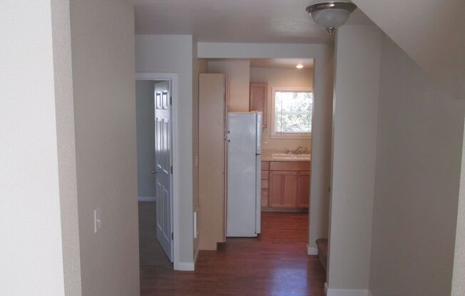 2 beds, 1 bath, $1,625