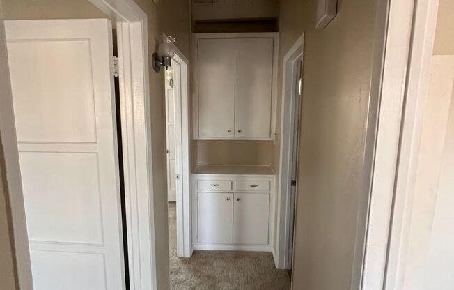 2 beds, 1 bath, 748 sqft, $3,100, Unit Unit 4574