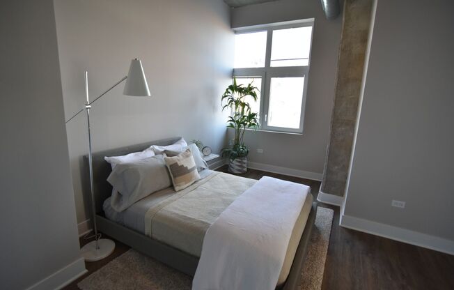 1 bed, 1 bath, 642 sqft, $3,150, Unit 3833-701