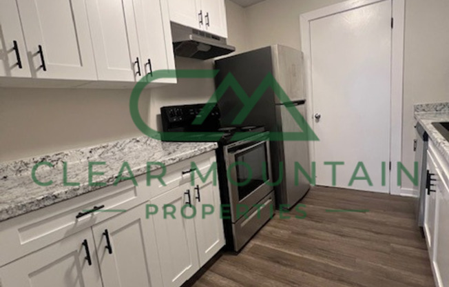 3 beds, 1.5 baths, 1,080 sqft, $1,475, Unit 49