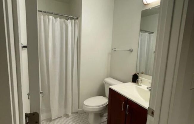 1 bed, 1 bath, 465 sqft, $1,175, Unit Apt 103