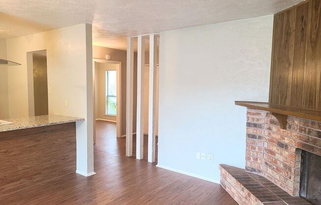 6809 Glenhurst Dr.