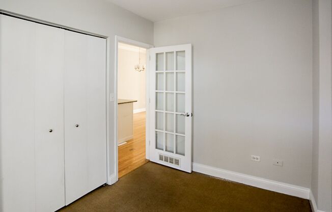 2 beds, 1 bath, 825 sqft, $2,895, Unit 3852-2