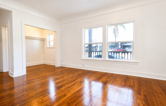Studio, 1 bath, 450 sqft, $1,395, Unit Unit 101