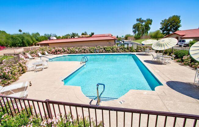 Fun 4 Bedroom Updated in Ahwatukee!!  Property is ready to Move in June 1st!!!  Great property with Ahwatukee amenities!!!