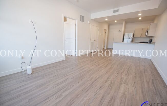 1 bed, 1 bath, 650 sqft, $1,800, Unit 315