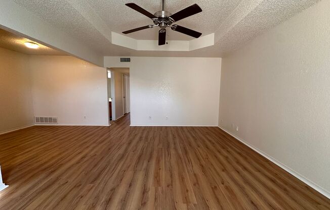 Available now! Nice 2 Bedroom, 2 Full Bath Duplex Located in Saginaw.