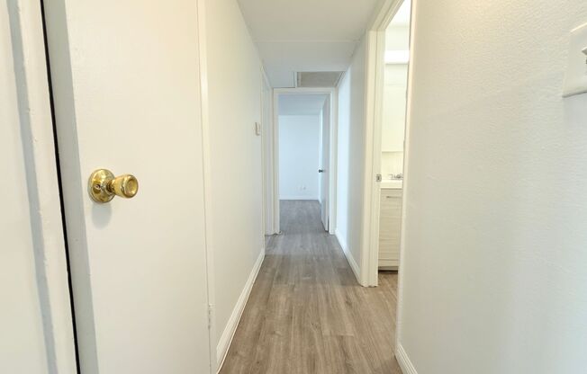 Updated 2Bed/ 2Bath in Canoga Park