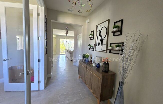 4 Bed/3.5 Bath, 3,275 Sqft - 23216 Pachino Way Lutz, FL 33549