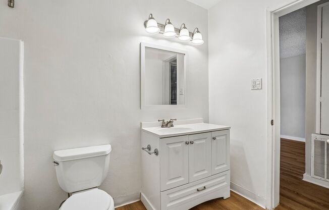 1 bed, 1 bath, 775 sqft, $2,545, Unit 41