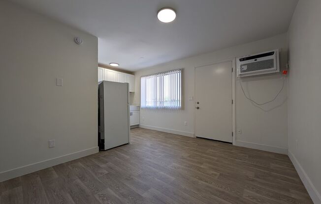 Studio, 1 bath, 391 sqft, $725