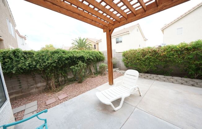 3 beds, 2 baths, $2,045
