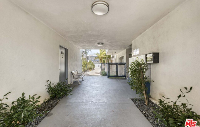 12015 KLING ST.