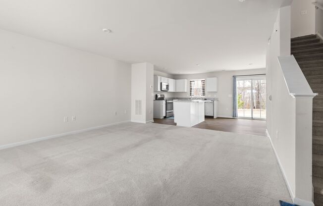 4 Bed, 2.5 Bath, 2 Car Garage Near Everything in Durham!