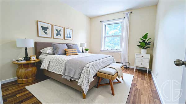 1215 31 DR