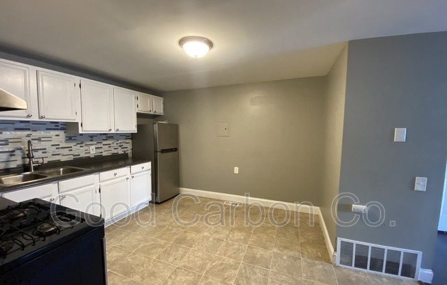 1 bed, 1 bath, 500 sqft, $950