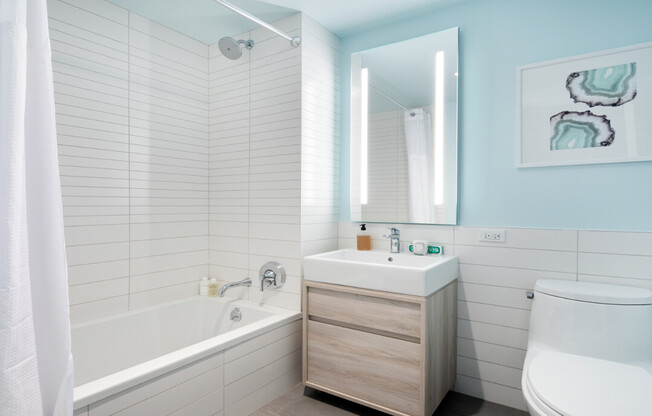 2 beds, 2 baths, $7,955, Unit 1402N