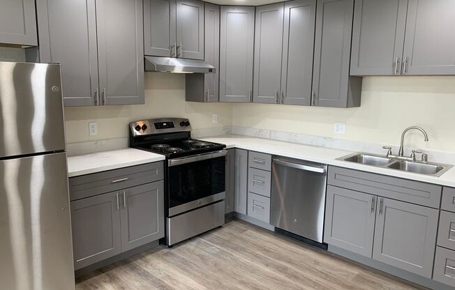 Yosemite Avenue Apartments