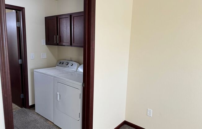 1 bed, 1 bath, 670 sqft, $1,020, Unit 5400-105