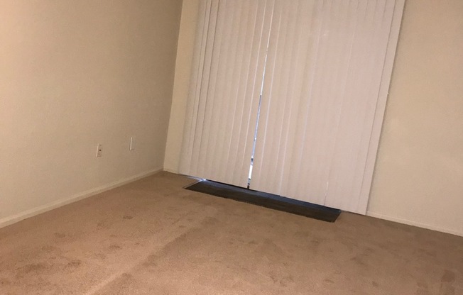 1 bed, 1 bath, 612 sqft, $1,449, Unit 12