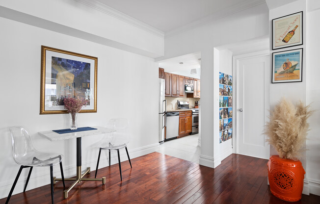 1 bed, 1 bath, 850 sqft, $5,250, Unit 12E