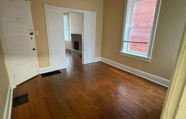 1 bed, 1 bath, $1,000, Unit 147-1FS