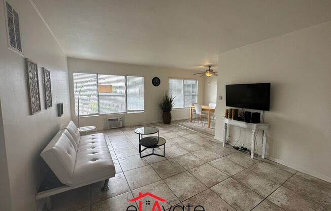 1 bed, 1 bath, $2,595