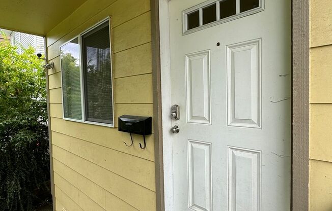 Spacious 9-Bedroom Home in Seattle’s University District