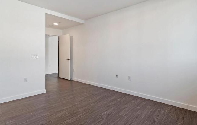 1 bed, 1 bath, 2,308 sqft, $5,600, Unit 232