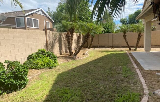 3 beds, 2.5 baths, $2,345