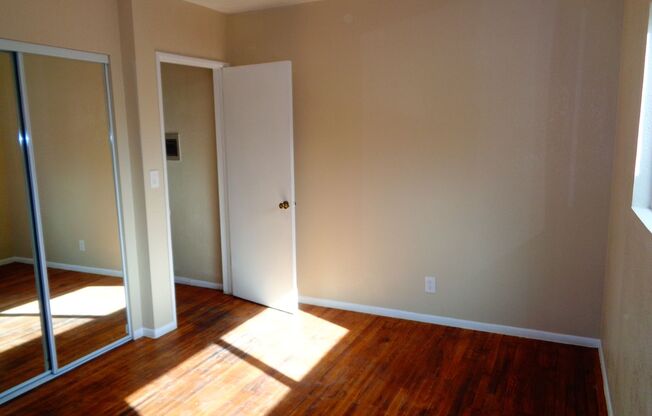 2 beds, 1 bath, $2,350