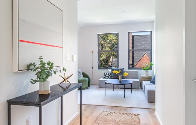 Studio, 1 bath, 470 sqft, $3,395, Unit 420