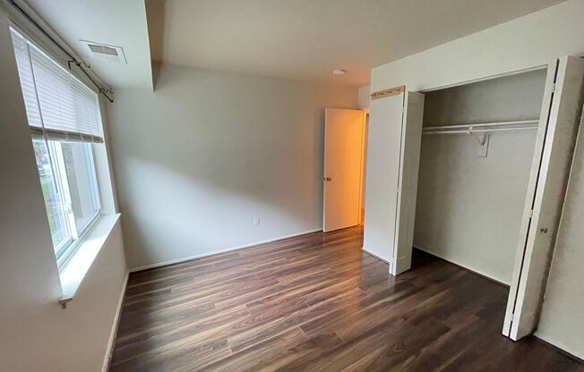 2 beds, 1.5 baths, $1,950, Unit Unit #A3