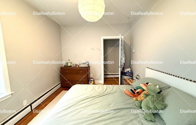 6 REED CT