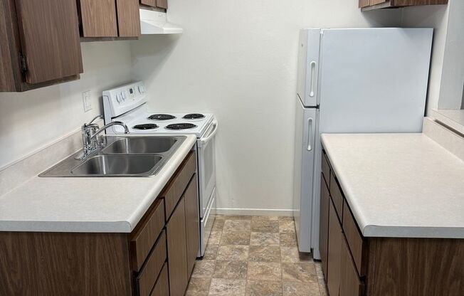 4171 California Ave #54 - Apartment