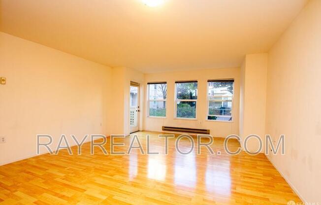 2225 23rd Street, Unit 213