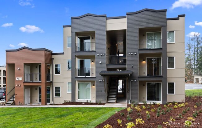 1 bed, 1 bath, 539 sqft, $1,725, Unit D-201