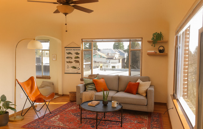 Jack Lan & Verah Apartments