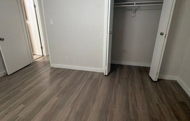 1 bed, 1 bath, 700 sqft, $999, Unit ELP2200-204