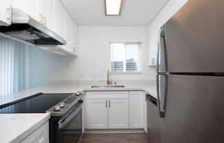 2 beds, 2 baths, 930 sqft, $2,895, Unit 301