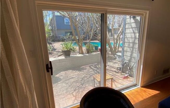 Cozy Convenience in North Shoal Creek