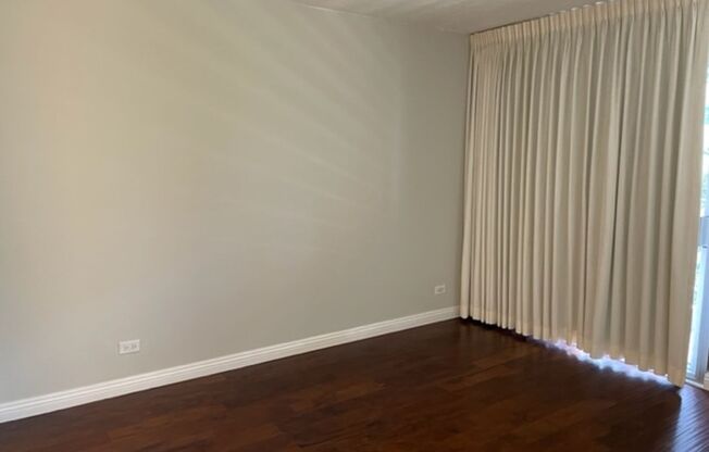 2 beds, 2 baths, $3,400, Unit # 408
