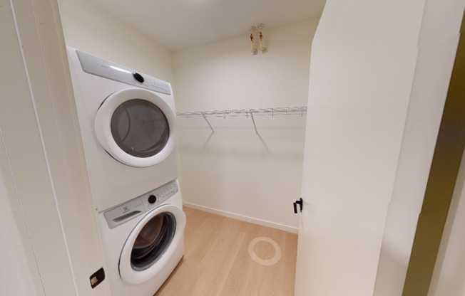 1 bed, 1 bath, 608 sqft, $1,388, Unit 405