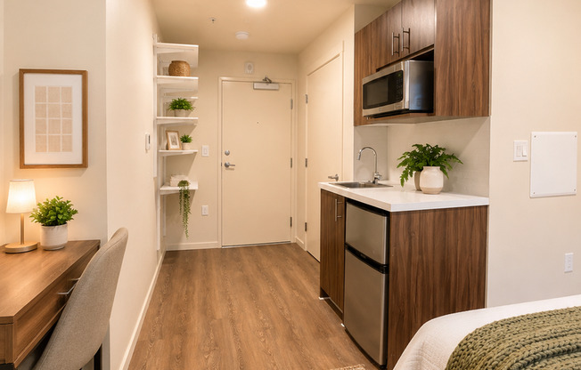 Studio, 1 bath, 175 sqft, $1,150, Unit 206