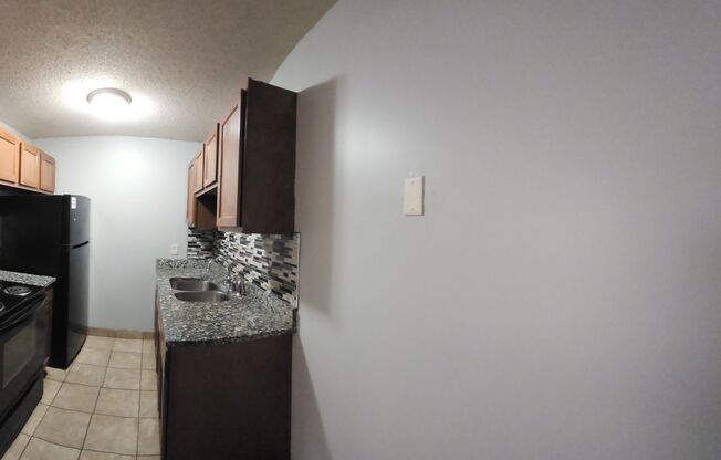 2 beds, 1 bath, 750 sqft, $1,400, Unit 302