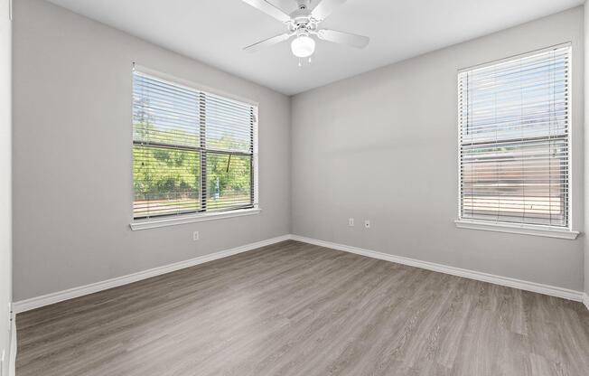 3 beds, 2 baths, 1,202 sqft, $1,960