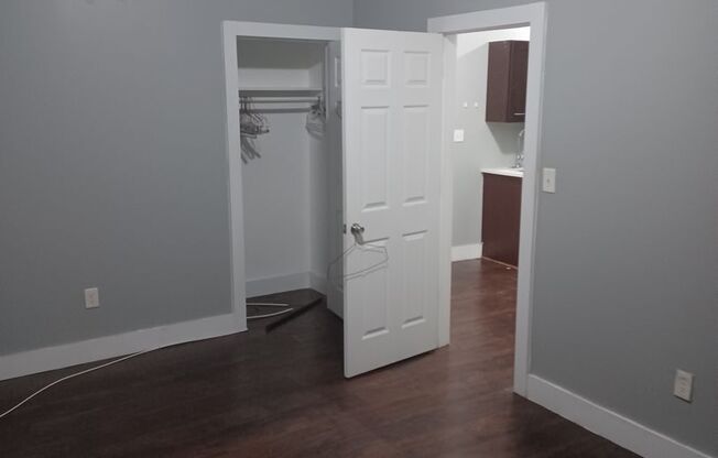 1 bed, 1 bath, $1,550, Unit 2B